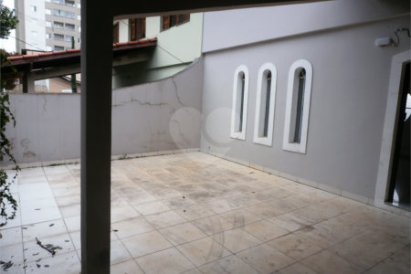 Sobrado à venda ou para alugar com 4 quartos, sendo 1 suíte, em Vila Butantã, São Paulo, SP