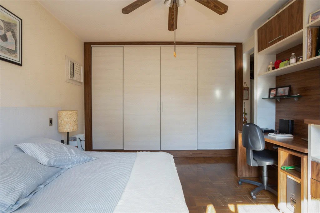 Sobrado à venda com 4 quartos, sendo 2 suítes, em Vila Madalena, São Paulo, SP