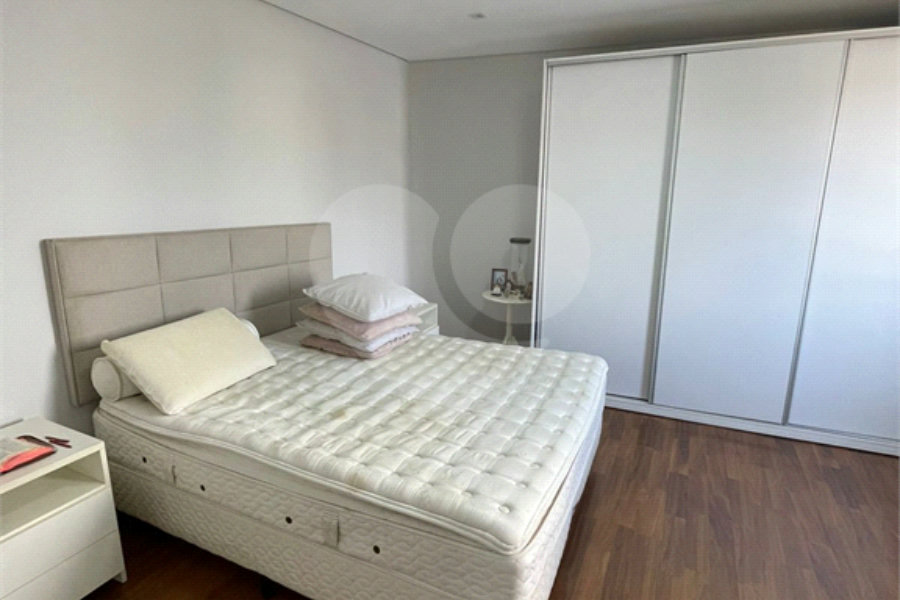 Casa Térrea à venda com 2 quartos em Parque Vitória, São Paulo, SP