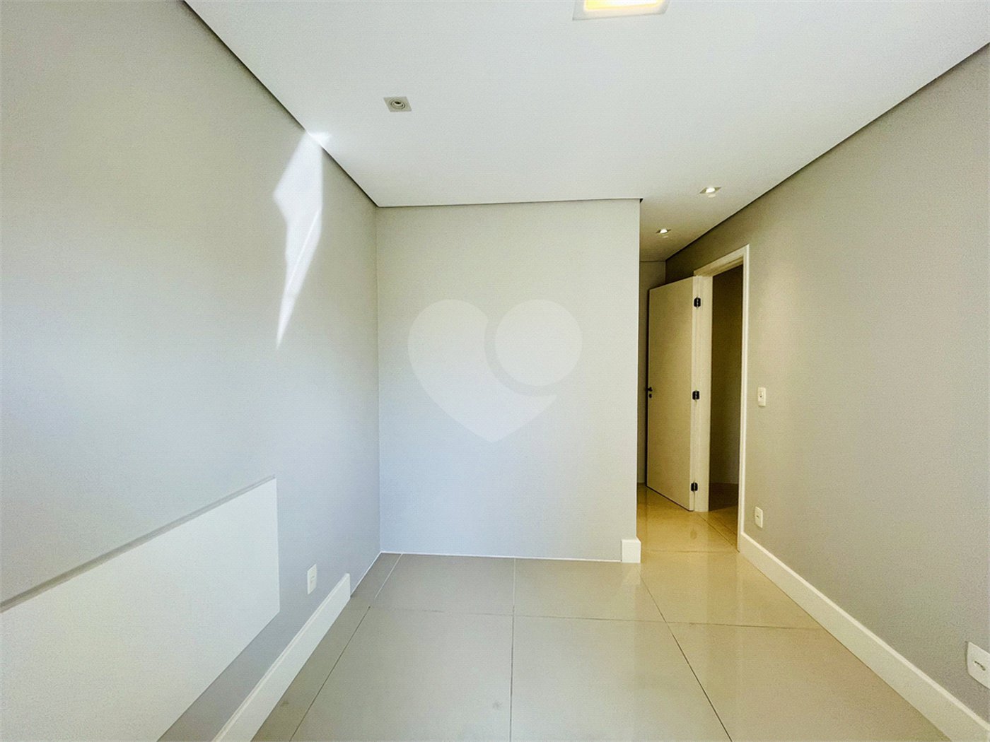 Apartamento à venda com 3 suítes em Baeta Neves, São Bernardo do Campo, SP