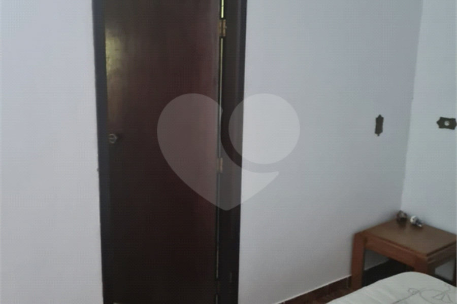 Chácara à venda com 4 quartos, sendo 2 suítes, em Jaraguá, São Paulo, SP