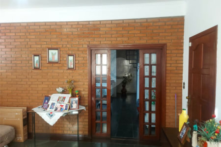 Casa à venda com 3 quartos, sendo 2 suítes, em Capela, Vinhedo, SP