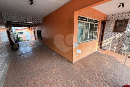Casa à venda com 2 quartos no Centro, Salto, SP