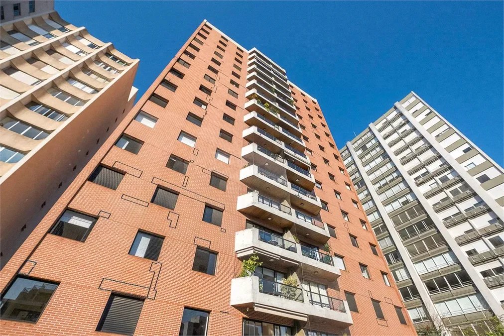 Apartamento à venda com 3 quartos, sendo 1 suíte,  em Jardim das Bandeiras, São Paulo, SP