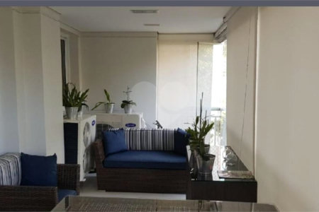 Apartamento à venda com 3 suítes em Vila Andrade, São Paulo, SP