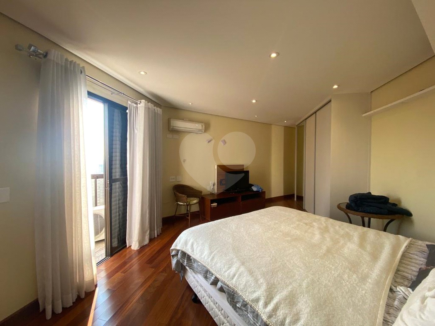 Cobertura à venda com 4 quartos, sendo 3 suítes, em Perdizes, São Paulo, SP