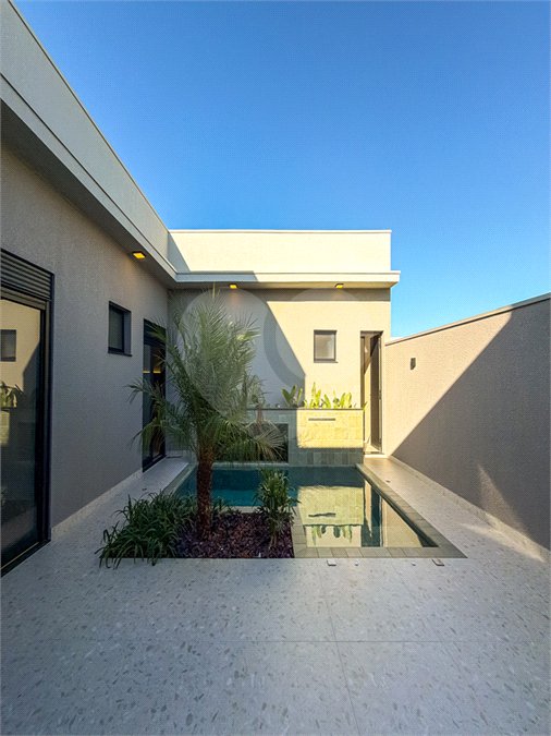 Casa à venda com 3 suítes no condomínio Jardim Residencial Dona Maria Candida, Indaiatuba - SP