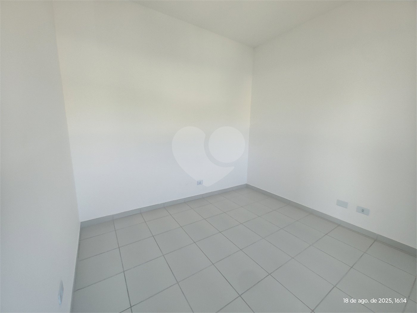 Apartamento para alugar com 3 quartos, sendo 1 suíte,  em Jardim das Palmeiras, Atibaia, SP