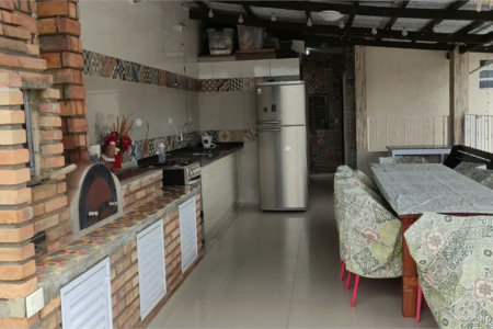 Sobrado à venda com 4 quartos, sendo 2 suítes, em Rio Pequeno, São Paulo, SP