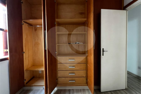 Casa à venda com 3 quartos, sendo 1 suíte, em Parque Santana, Mogi das Cruzes, SP
