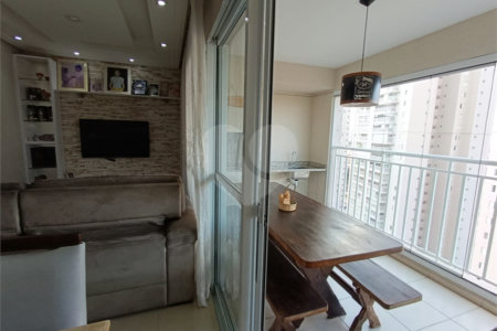 Apartamento à venda com 3 quartos, sendo 1 suíte, em Vila Leonor, Guarulhos, SP