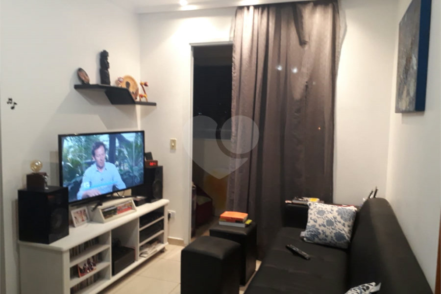Apartamento à venda com 2 quartos em Parada Inglesa, São Paulo, SP