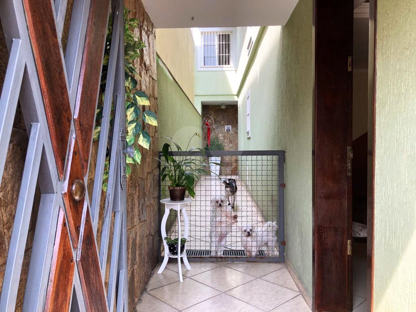 Sobrado à venda com 3 quartos, sendo 1 suíte, em Horto, São Paulo, SP