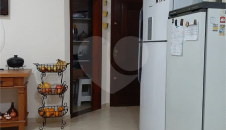 Casa Térrea à venda com 3 quartos, sendo 1 suíte, em Vila Lavínia, Mogi das Cruzes, SP