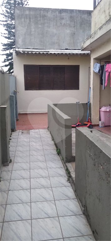 Sobrado à venda com 3 quartos em Vila Medeiros, São Paulo, SP