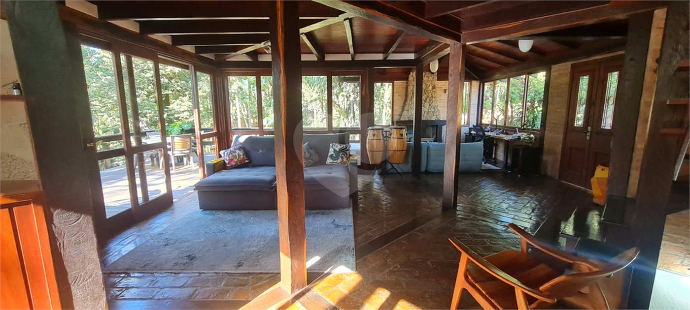 Casa à venda com 4 suítes em Serra da Cantareira, Mairiporã, SP