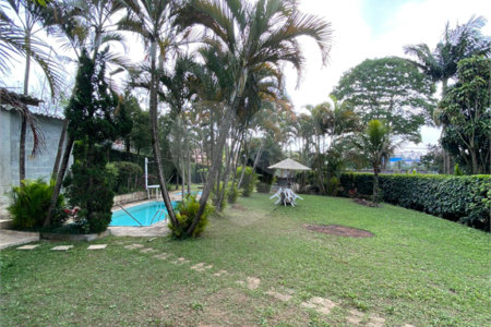 Chácara à venda com 3 quartos em Chácaras Ceres, Suzano, SP