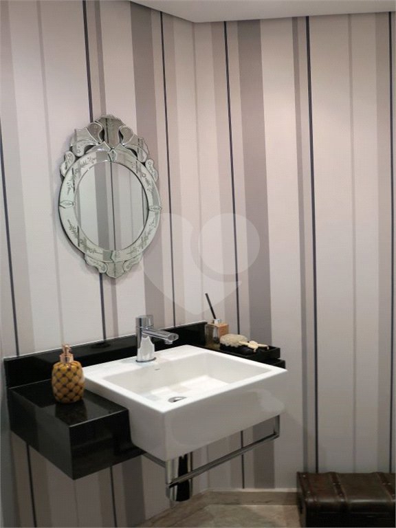 Apartamento à venda com 3 quartos, sendo 2 suítes, em Jardim Parque Morumbi, São Paulo, SP