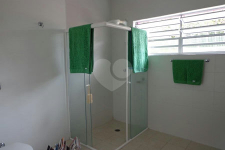 Sobrado à venda com 4 quartos, sendo 2 suítes, em Jardim São Bento, São Paulo, SP