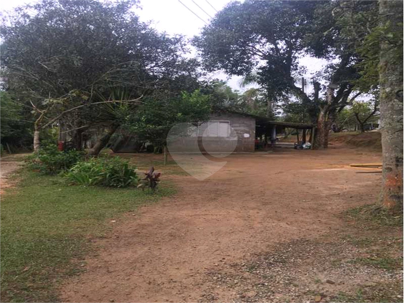 Sítio à venda com 5 quartos, sendo 4 suítes,  em Cocuera, Mogi das Cruzes, SP