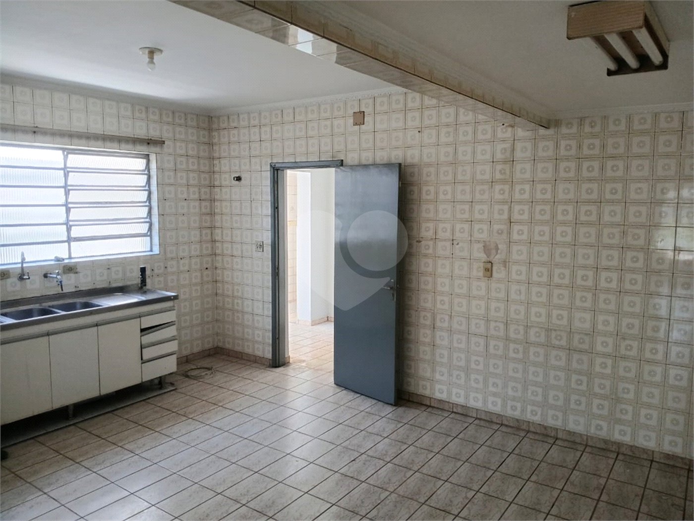Sobrado à venda com 3 quartos, sendo 1 suíte,  no Centro, Santo André, SP