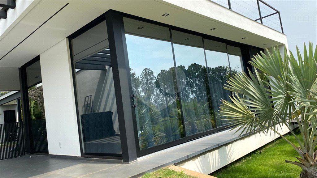 Casa à venda com 4 suítes no condomínio Villas do Golfe, Itu - SP