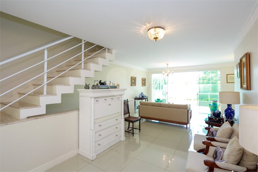 Casa à venda com 4 suítes no condomínio Bellagio, São Paulo - SP