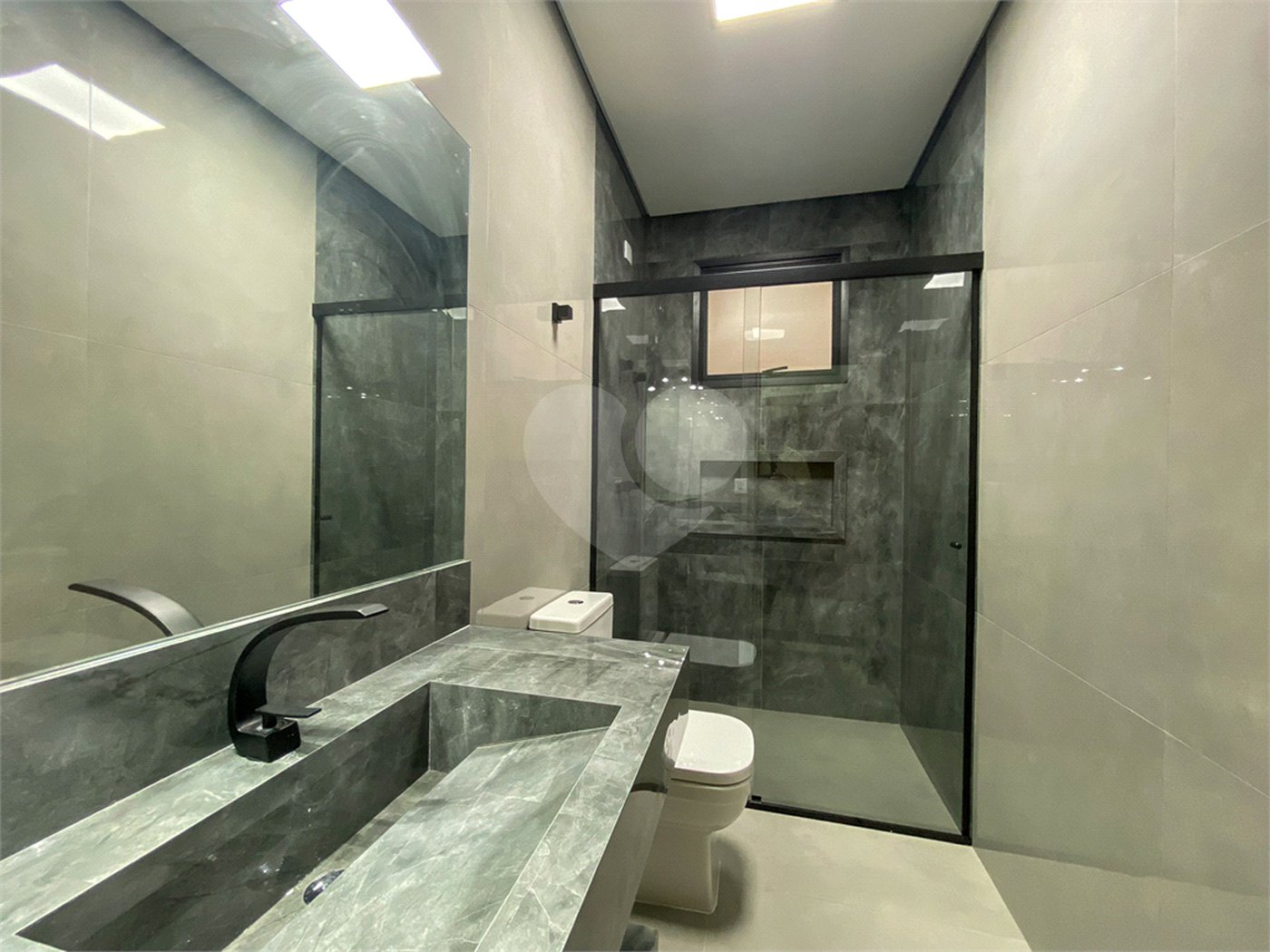 Casa à venda com 5 suítes no condomínio Nova Jerusalém - Jardinópolis, Jardinópolis - SP