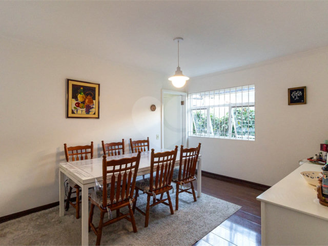 Casa de Vila à venda com 3 quartos, sendo 1 suíte,  em Chácara Monte Alegre, São Paulo, SP