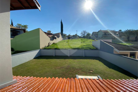 Casa à venda com 3 suítes no condomínio Villaggio Capriccio, Louveira - SP