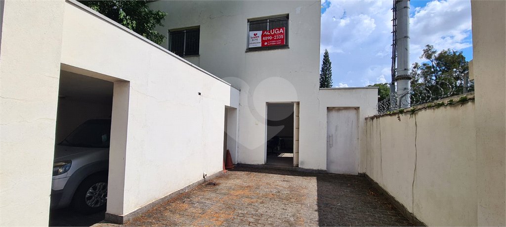 Sobrado à venda com 8 quartos em Vila Tramontano, São Paulo, SP