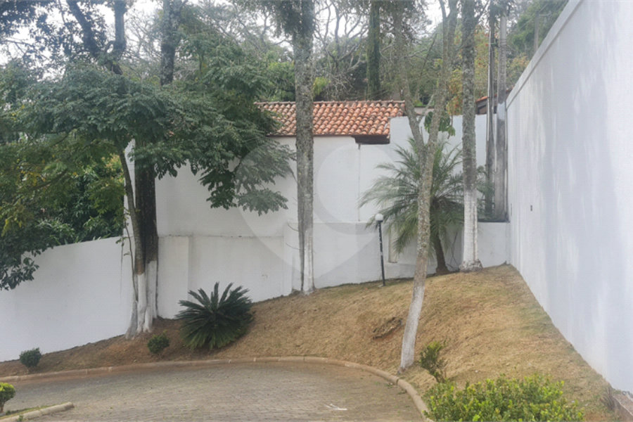 Casa à venda com 5 suítes em Roseira, Mairiporã, SP