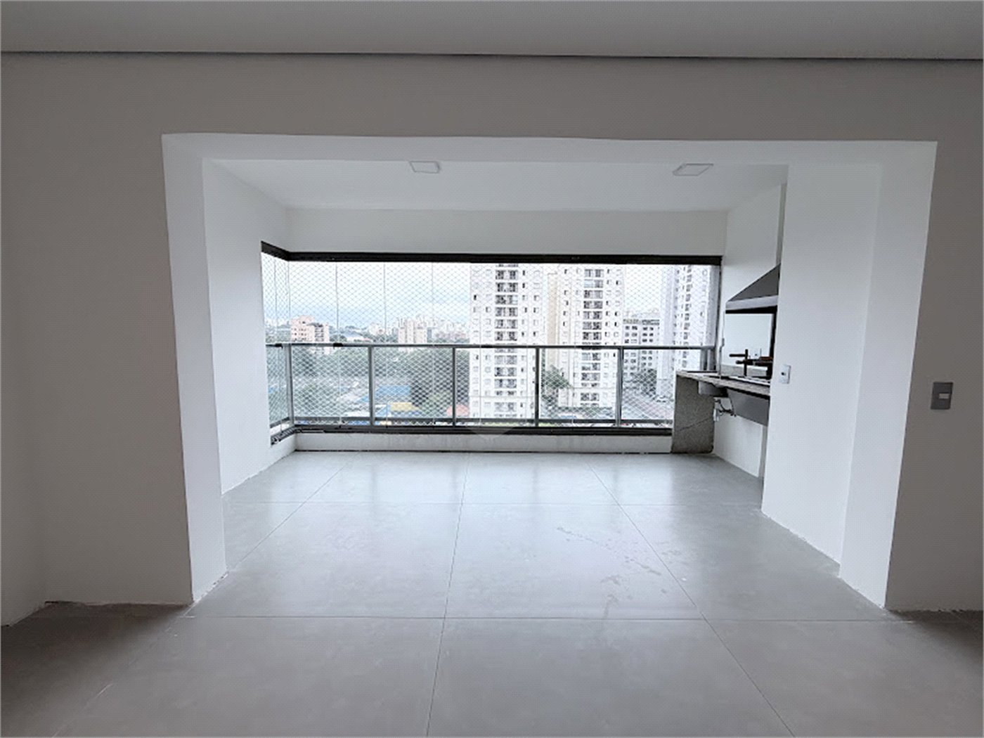 Apartamento à venda com 3 quartos, sendo 1 suíte, em Vila Leopoldina, São Paulo, SP