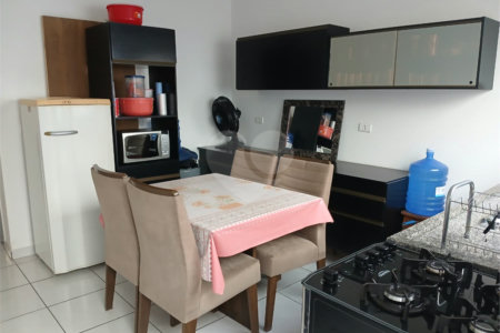 Casa à venda com 2 quartos no condomínio Pátio Boulevard, Poá - SP