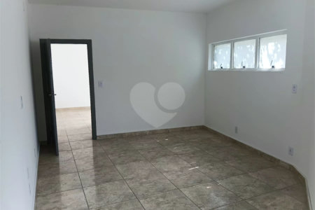 Sala à venda ou para alugar no Centro, São Roque, SP