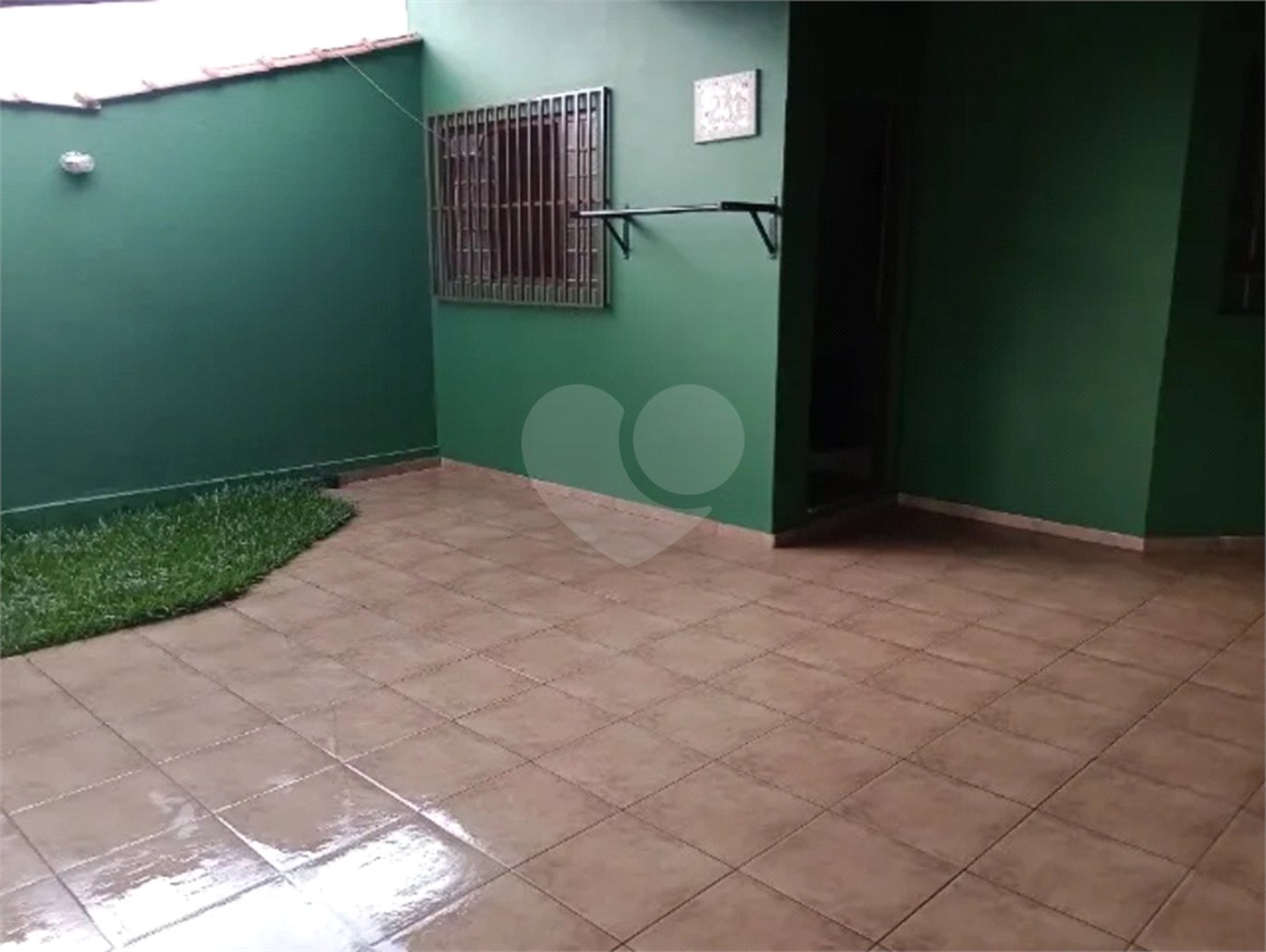Casa à venda com 3 quartos em Jardim Santa Júlia, São José dos Campos, SP