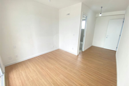 Apartamento à venda com 3 quartos, sendo 1 suíte, em Brás, São Paulo, SP