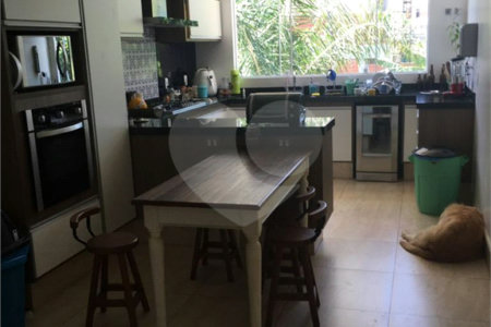 Casa à venda com 3 suítes em Jardim Faculdade, Sorocaba, SP