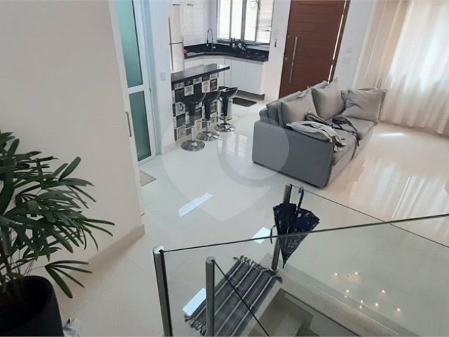 Casa à venda com 3 quartos, sendo 1 suíte,  no condomínio Residencial Gran Veiga, São Paulo - SP
