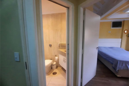 Apartamento com 3 dormitórios à venda, 202 m² por R$ 750.000,00 - Jardim Belmar - Guarujá/SP
