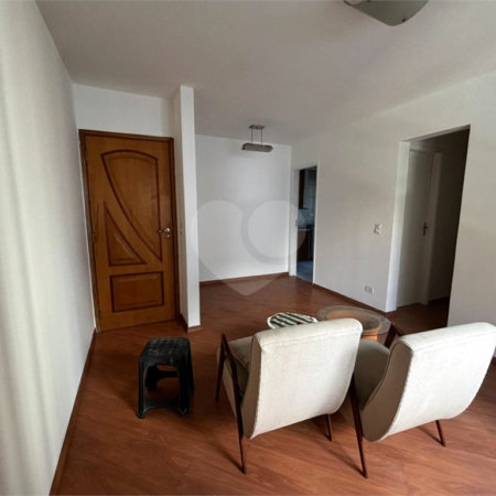 Apartamento à venda com 3 quartos em Caxingui, São Paulo, SP