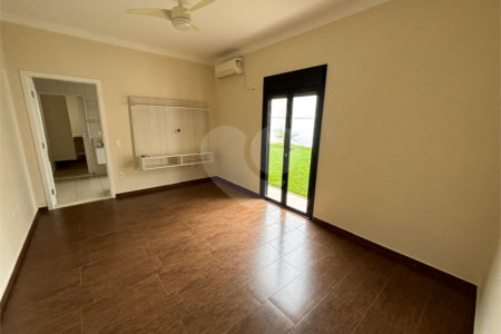 Casa à venda com 3 suítes no condomínio Residencial Maria Dulce, Indaiatuba - SP