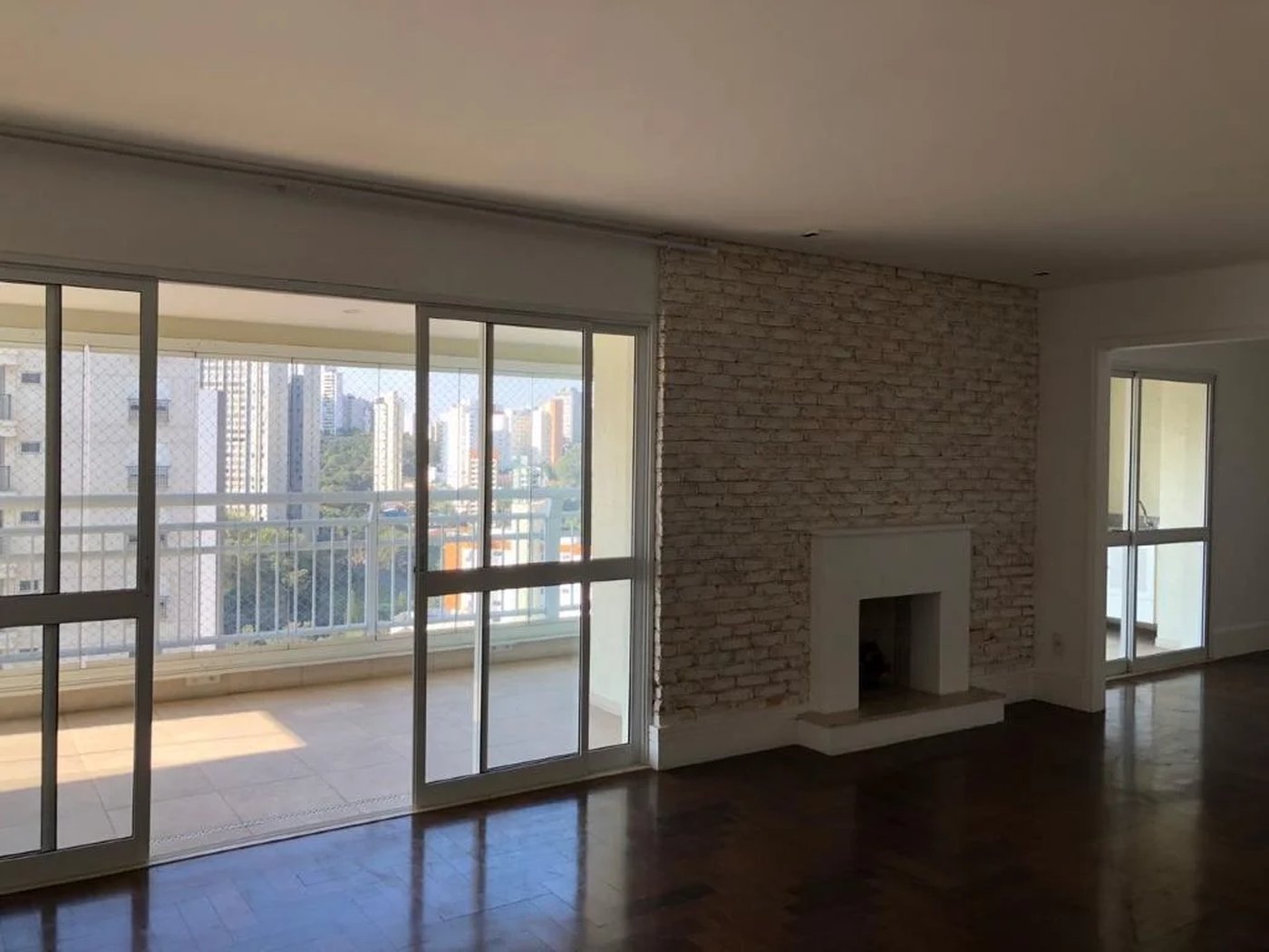 Apartamento à venda com 3 suítes em Vila Suzana, São Paulo, SP