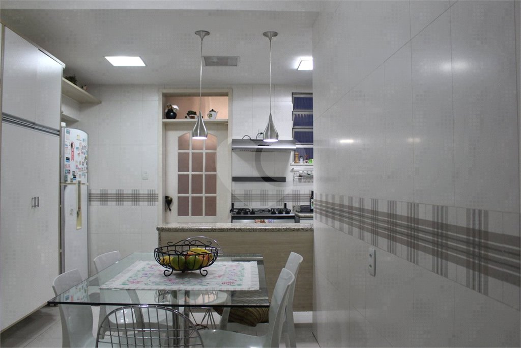Apartamento à venda com 4 quartos, sendo 2 suítes, em Flamengo, Rio de Janeiro, RJ