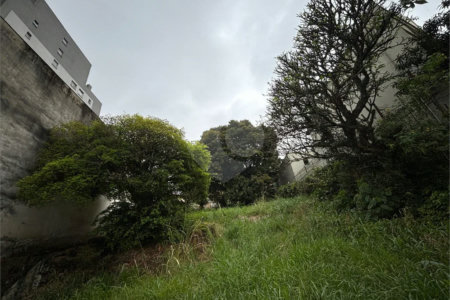 Terreno à venda em Santa Teresinha, São Paulo, SP