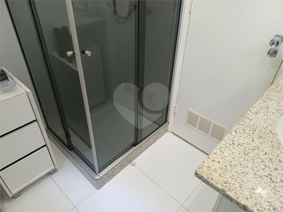 Apartamento à venda com 3 quartos, sendo 1 suíte, em Copacabana, Rio de Janeiro, RJ