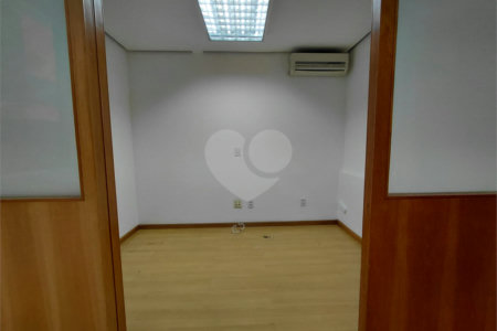 Sala à venda em Perdizes, São Paulo, SP