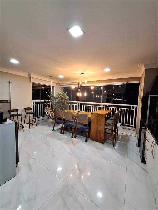 Apartamento à venda com 2 suítes em Vila Leonor, São Paulo, SP