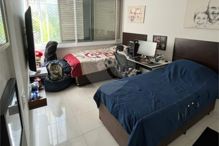 Apartamento à venda com 3 suítes em Vila Suzana, São Paulo, SP