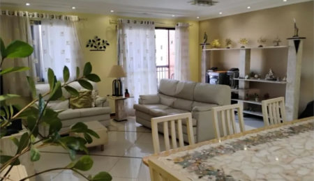 Apartamento à venda com 4 quartos, sendo 1 suíte,  em Cidade São Francisco, São Paulo, SP